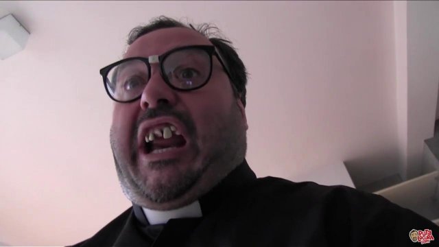 Превью Молодая телка скачет на члене толстого мужика в очках № 14410