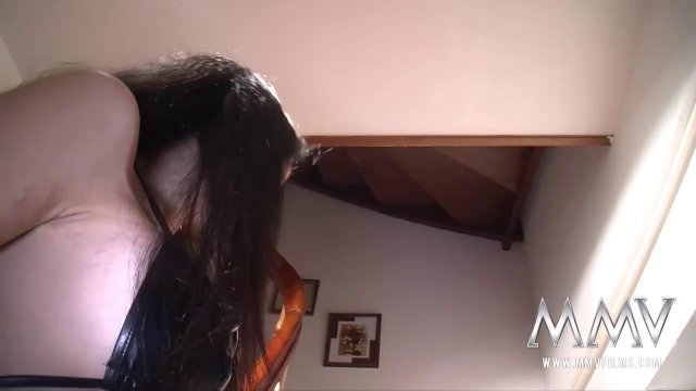 Превью Безбашенная парочка устроила жаркий секс прямо на лестнице № 14603