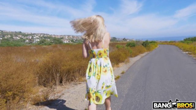 Превью Девка сосет член парня на природе и дома, а потом трахается с ним № 35902