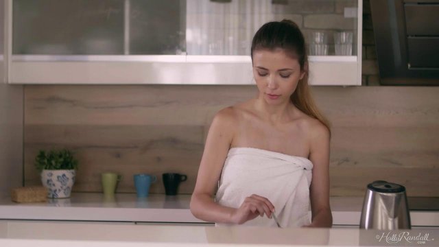 Превью Соло мастурбация шикарной телочки в теплой ванне № 36115