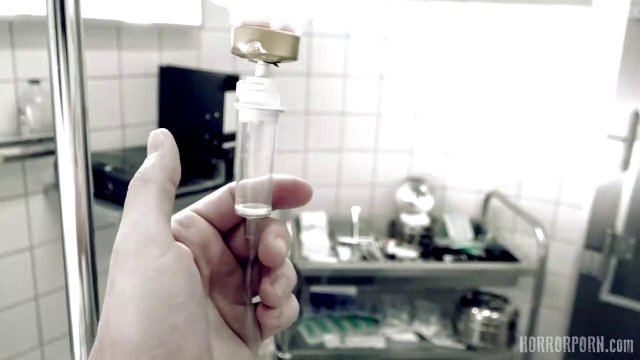 Превью Мужик трахнул инопланетянку № 39537